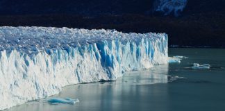 Climate momentum at a standstill with only one country on target to meet Paris Agreement goal The momentum on updating 2030 targets for climate action has stalled since May, with no major emitters putting forward stronger climate targets, whilst the 2030 emissions gap has barely changed, according to new analysis.