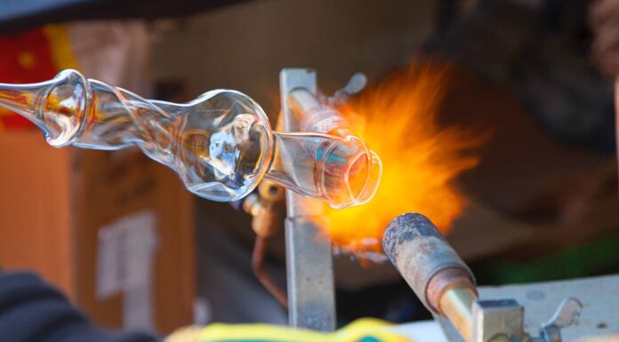 Energy Intensive Industries Compensation Scheme: a quick guide A guide to the EII Renewable Levy Exemption Scheme & EII Compensation Scheme