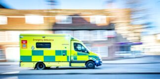 New mandate: Large NHS suppliers must publish a Carbon Reduction Plan New carbon reporting mandate for large NHS suppliers