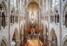 What does the King’s Speech mean for energy? The halls of Westminster Abbey are filled with people as they join for the King's Speech, which will address different energy bills in the UK