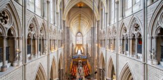 What does the King’s Speech mean for energy? The halls of Westminster Abbey are filled with people as they join for the King's Speech, which will address different energy bills in the UK