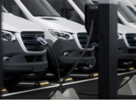 Government extends electric van and truck grants to 2027 A row of commercial electric vans are charging