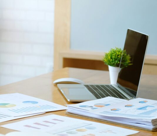 What is a SECR intensity ratio?