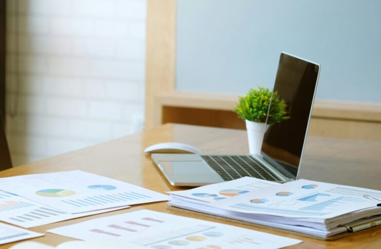 What is a SECR intensity ratio?