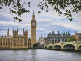 The UK SRS: key takeaways UK SRS.