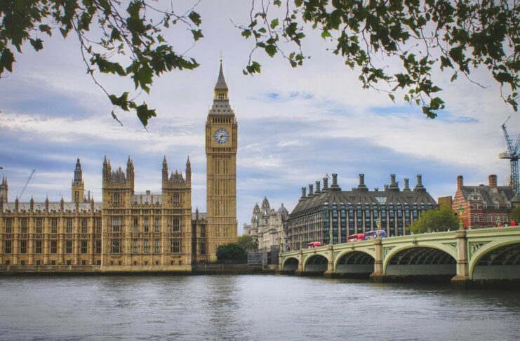 The UK SRS: key takeaways UK SRS.